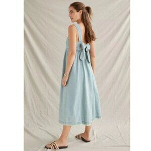 NWOT Pilcro Light Blue Chambray Denim Midi Dress with Tie Back Size Medium